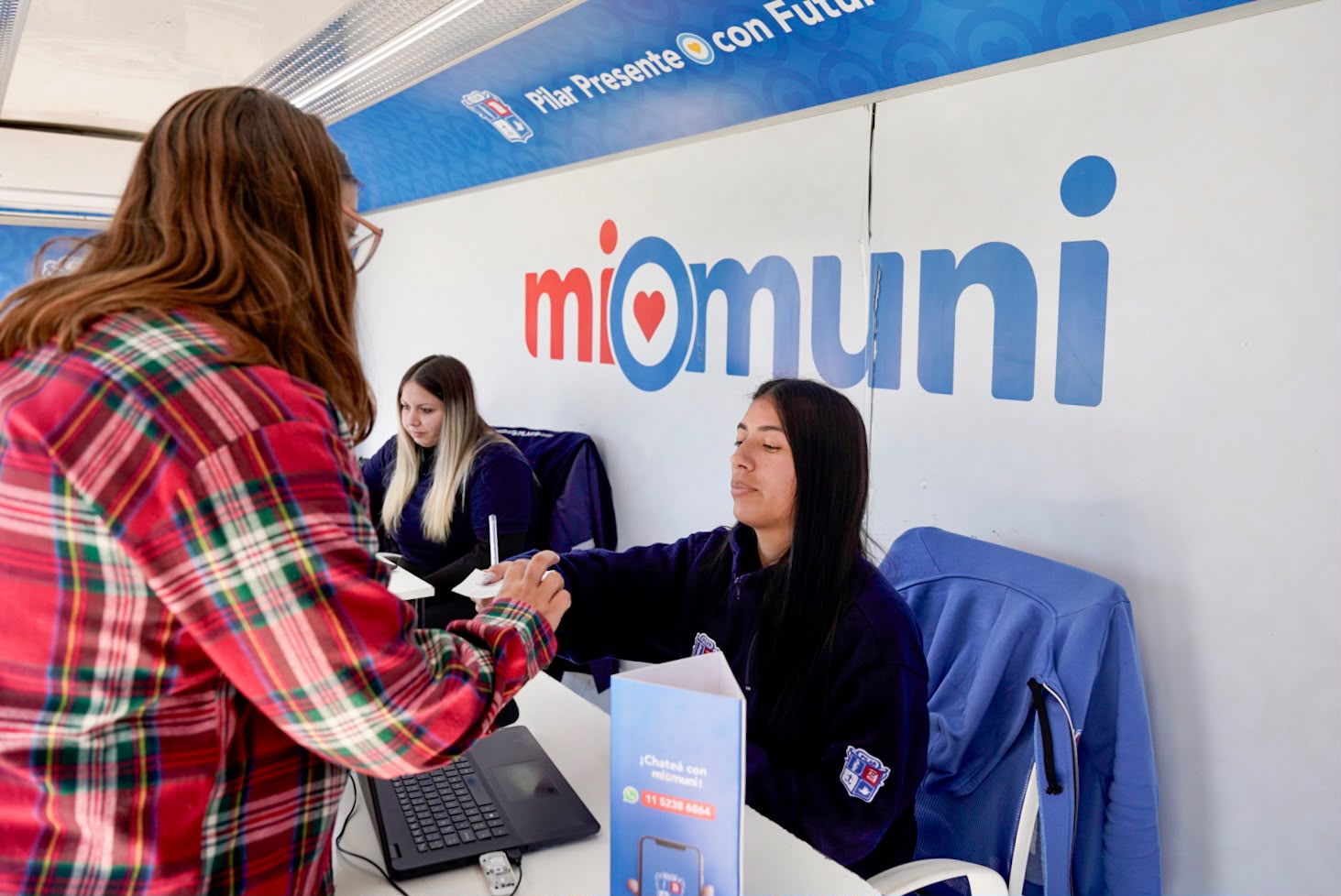 NOTICIAS PILAR: PUNTO MUNI MOVIL: TRAMITES MAS CERCA DE LOS VECINOS DE LAS LOCALIDADES